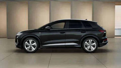 3 of 11 for Audi Q4 e-tron 40 S line Auto 5dr 63kWh