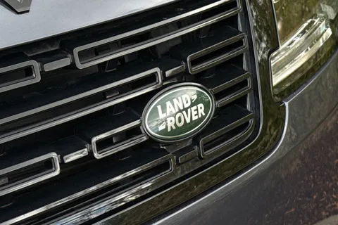KW74YHZ Land Rover Range Rover Sport 3.0 P460e Dynamic SE 5dr Thumbnail #40
