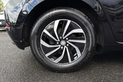 MV75UMS Volkswagen Polo 1.0 TSI Life 5dr Thumbnail #12
