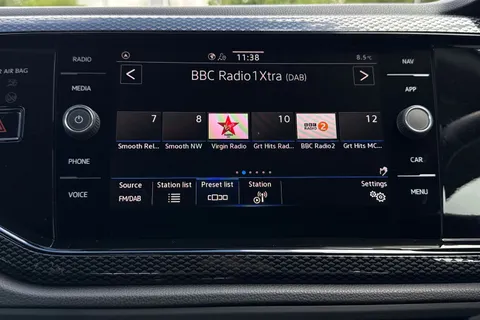 MV75UMS Volkswagen Polo 1.0 TSI Life 5dr Thumbnail #42