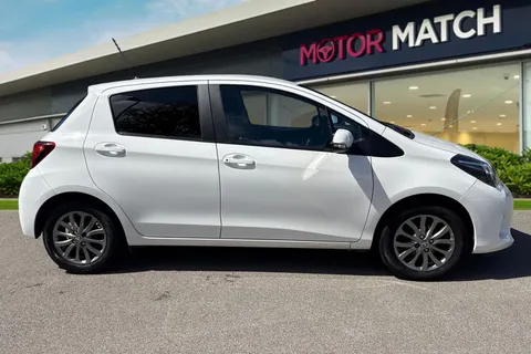 3 of 44 for Toyota Yaris 1.33 Dual VVT-i Icon Euro 6 5dr