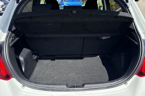 7 of 44 for Toyota Yaris 1.33 Dual VVT-i Icon Euro 6 5dr