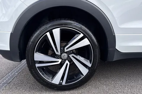 11 of 66 for Volkswagen T-Cross 1.0 TSI R-Line Euro 6 (s/s) 5dr