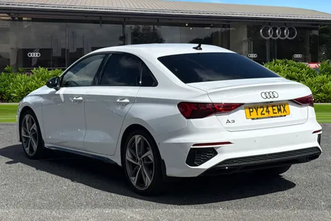 PY24EMX Audi A3 Black Edition 35 TDI  150 PS S tronic Thumbnail #3