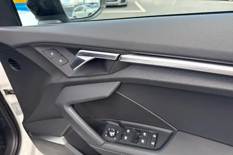 PY24EMX Audi A3 Black Edition 35 TDI  150 PS S tronic Thumbnail #22