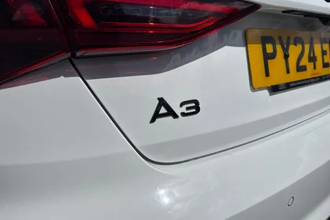 PY24EMX Audi A3 Black Edition 35 TDI  150 PS S tronic Thumbnail #36