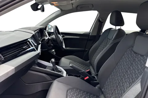 PX23OGW Audi A1 Sport 25 TFSI  95 PS S tronic Thumbnail #17
