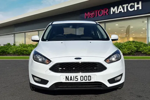 NA15OOD Ford Focus 1.6 Zetec Powershift Euro 6 5dr Thumbnail #6