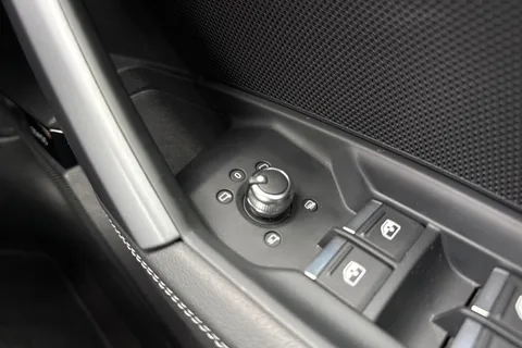PX74MJJ Audi A3 S line 35 TFSI  150 PS 6-speed Thumbnail #39