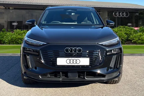 Audi Q6 E-Tron 100kWh Black Edition Auto quattro 5dr Thumbnail #5