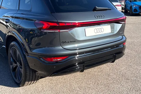 Audi Q6 E-Tron 100kWh Black Edition Auto quattro 5dr Thumbnail #7