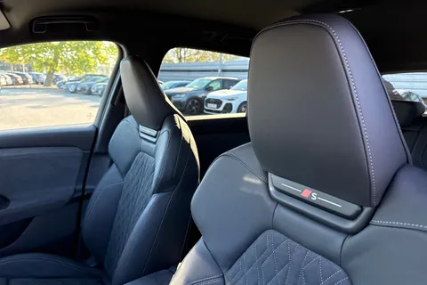 Audi Q6 E-Tron 100kWh Black Edition Auto quattro 5dr Thumbnail #23