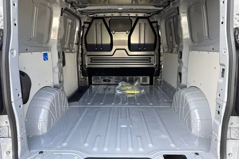 KR26FZE Volkswagen E-Transporter T32 65kWh Commerce Plus Auto RWD SWB 5dr Thumbnail #8