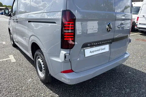 KR26FZE Volkswagen E-Transporter T32 65kWh Commerce Plus Auto RWD SWB 5dr Thumbnail #9