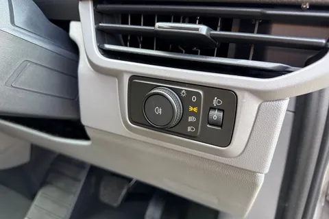 KR26FZE Volkswagen E-Transporter T32 65kWh Commerce Plus Auto RWD SWB 5dr Thumbnail #28