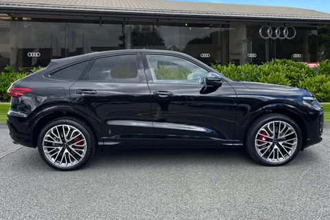 Audi SQ5 3.0 TFSI S Black Edition Sportback S Tronic quattro Euro 6 (s/s) 5dr Thumbnail #4