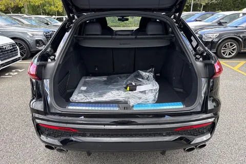 Audi SQ5 3.0 TFSI S Black Edition Sportback S Tronic quattro Euro 6 (s/s) 5dr Thumbnail #7