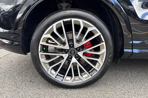 Audi SQ5 3.0 TFSI S Black Edition Sportback S Tronic quattro Euro 6 (s/s) 5dr Thumbnail #11