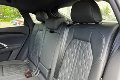 Audi SQ5 3.0 TFSI S Black Edition Sportback S Tronic quattro Euro 6 (s/s) 5dr Thumbnail #19