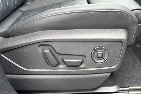 Audi SQ5 3.0 TFSI S Black Edition Sportback S Tronic quattro Euro 6 (s/s) 5dr Thumbnail #42