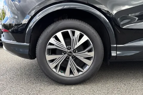 10 of 61 for Audi Q4 e-tron 40 Sport Auto 5dr 63kWh