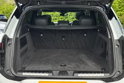 DN75WBY Land Rover Range Rover Sport 3.0 D350 Autobiography 5dr Thumbnail #11