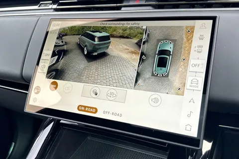DN75WBY Land Rover Range Rover Sport 3.0 D350 Autobiography 5dr Thumbnail #13
