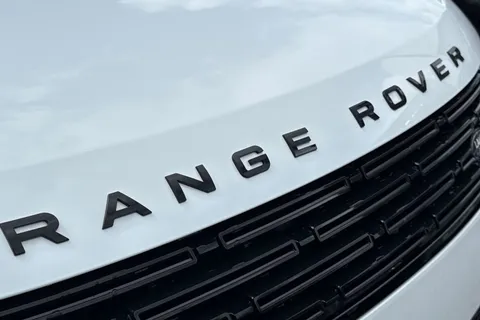 DN75WBY Land Rover Range Rover Sport 3.0 D350 Autobiography 5dr Thumbnail #30