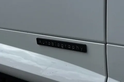 DN75WBY Land Rover Range Rover Sport 3.0 D350 Autobiography 5dr Thumbnail #34