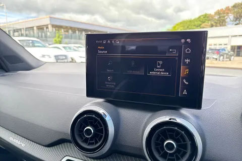 Audi SQ2 2.0 TFSI Vorsprung S Tronic quattro Euro 6 (s/s) 5dr Thumbnail #37