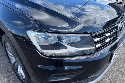 EP19BNK Volkswagen Tiguan Allspace 2.0 TDI Match DSG Euro 6 (s/s) 5dr Thumbnail #10
