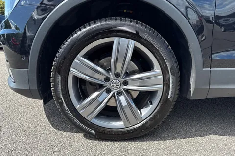 EP19BNK Volkswagen Tiguan Allspace 2.0 TDI Match DSG Euro 6 (s/s) 5dr Thumbnail #14