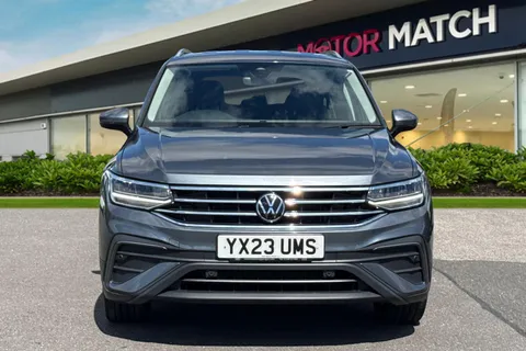 YX23UMS Volkswagen Tiguan Allspace 1.5 TSI Life Euro 6 (s/s) 5dr Thumbnail #7