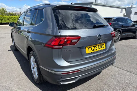 YX23UMS Volkswagen Tiguan Allspace 1.5 TSI Life Euro 6 (s/s) 5dr Thumbnail #9