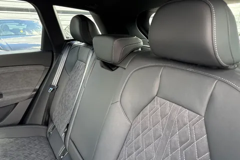 Audi Q6 E-Tron 100kWh Black Edition Auto quattro 5dr Thumbnail #18