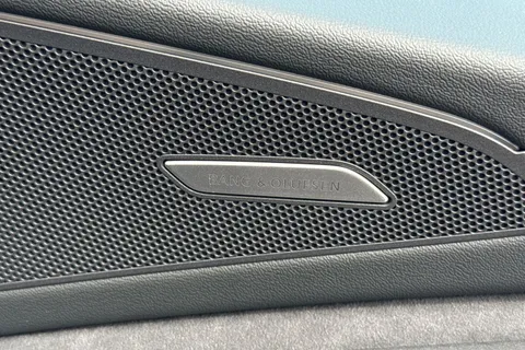Audi Q6 E-Tron 100kWh Black Edition Auto quattro 5dr Thumbnail #24