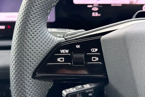 Audi Q6 E-Tron 100kWh Black Edition Auto quattro 5dr Thumbnail #26