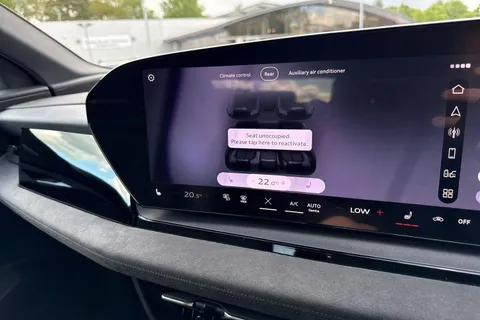 Audi Q6 E-Tron 100kWh Black Edition Auto quattro 5dr Thumbnail #48