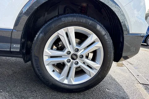 PJ23DVP Audi Q2 Sport 35 TFSI 150 PS S tronic Thumbnail #14