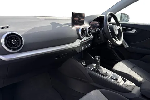 PJ23DVP Audi Q2 Sport 35 TFSI 150 PS S tronic Thumbnail #16