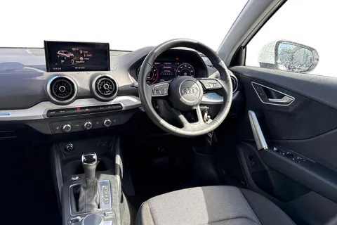 PJ23DVP Audi Q2 Sport 35 TFSI 150 PS S tronic Thumbnail #19