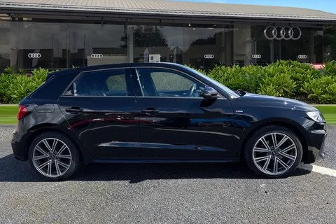 PX23OHD Audi A1 S line 35 TFSI  150 PS S tronic Thumbnail #4