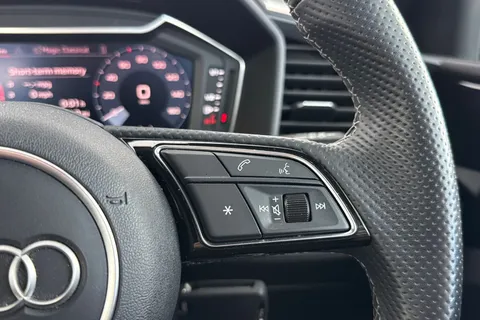 PX23OHD Audi A1 S line 35 TFSI  150 PS S tronic Thumbnail #42