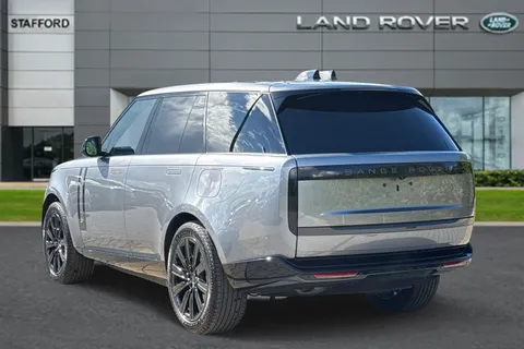  Land Rover Range Rover 3.0 P460e 38.2kWh Edition Auto 4WD Euro 6 (s/s) 5dr Thumbnail #3