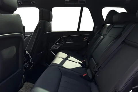  Land Rover Range Rover 3.0 P460e 38.2kWh Edition Auto 4WD Euro 6 (s/s) 5dr Thumbnail #5