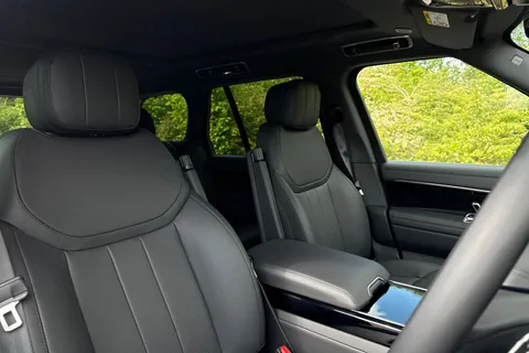  Land Rover Range Rover 3.0 P460e 38.2kWh Edition Auto 4WD Euro 6 (s/s) 5dr Thumbnail #11