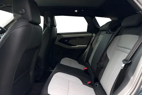 Land Rover Range Rover Evoque 1.5 P270e 12.17kWh Hoxton Edition Auto 4WD Euro 6 (s/s) 5dr Thumbnail #4