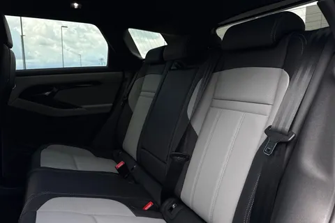 Land Rover Range Rover Evoque 1.5 P270e 12.17kWh Hoxton Edition Auto 4WD Euro 6 (s/s) 5dr Thumbnail #13