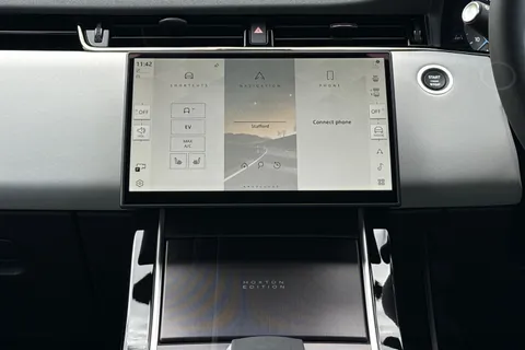 Land Rover Range Rover Evoque 1.5 P270e 12.17kWh Hoxton Edition Auto 4WD Euro 6 (s/s) 5dr Thumbnail #14