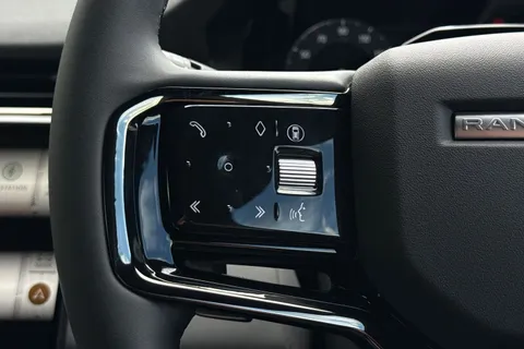 Land Rover Range Rover Evoque 1.5 P270e 12.17kWh Hoxton Edition Auto 4WD Euro 6 (s/s) 5dr Thumbnail #17